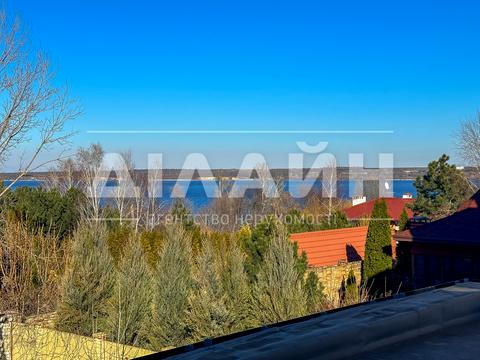 будинок за адресою Краєвидна вул., 777