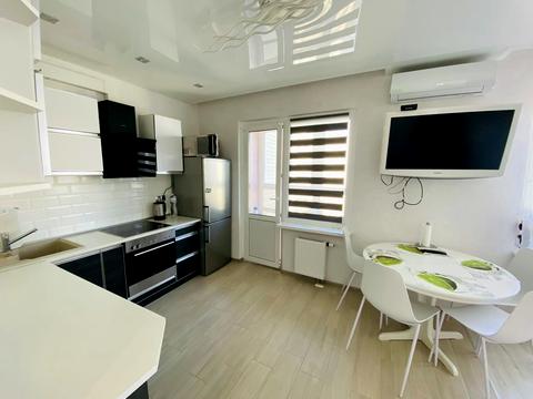 квартира за адресою Софії Русової вул., 3-В