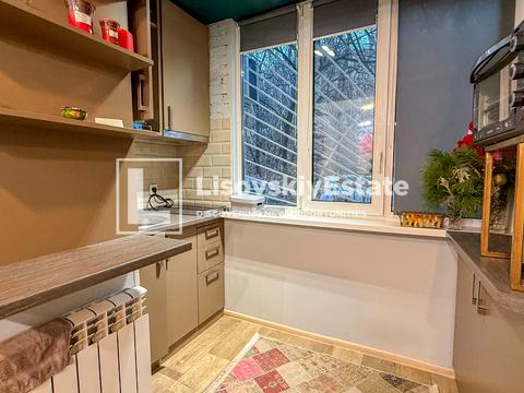 квартира за адресою Київ, Мечникова вул. (Кловський), 18