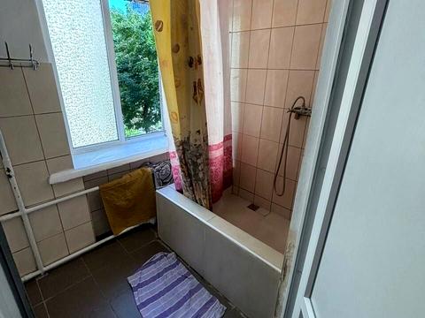 комната по адресу Институтская ул., 8