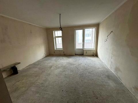 квартира по адресу Степана Бандери ул., 49/1