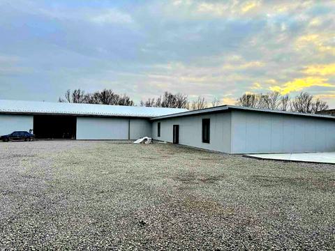 комерційна за адресою Івана Боберського вул. (Механізаторів), 7