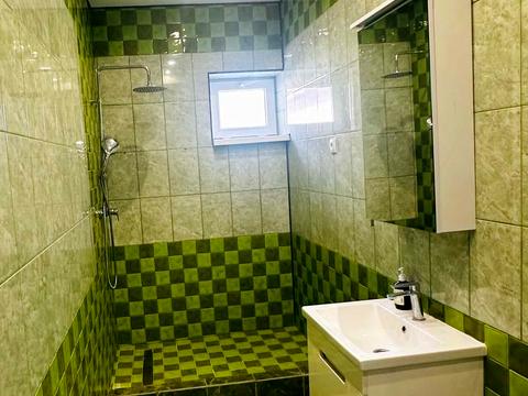 квартира за адресою Профсоюзна вул., 12