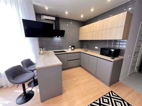 квартира за адресою Набережно-Рибальська вул., 27