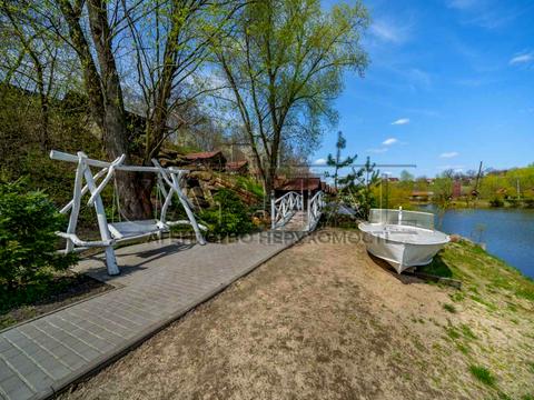 комерційна за адресою Шкільна вул., 24а