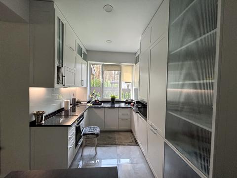 дом по адресу Абрикосова ул.