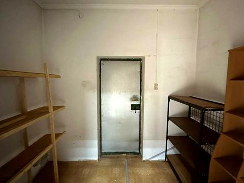 комерційна за адресою Сторожинецька вул., 2-А