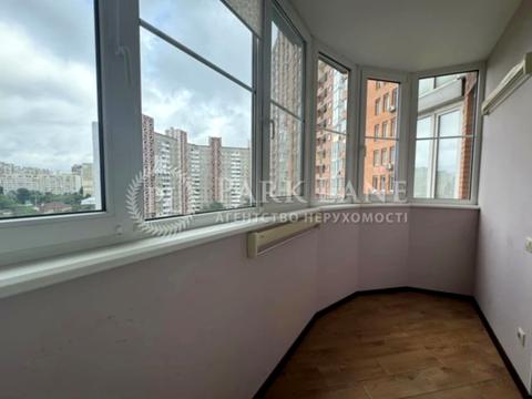 квартира за адресою Осіння вул., 33