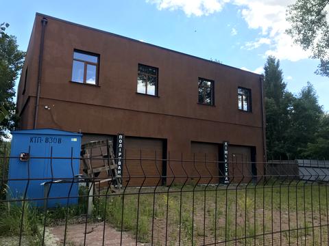 комерційна за адресою Радосинська вул. (Леніна), 152