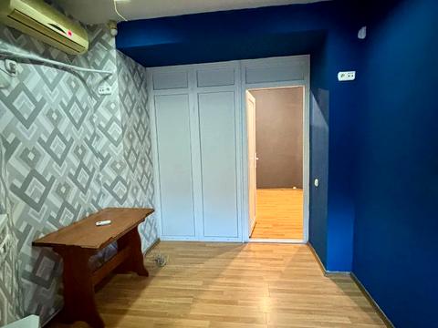 комерційна за адресою Ніла Армстронга вул. (Казакова), 4-А