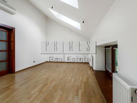 будинок за адресою Каштанова