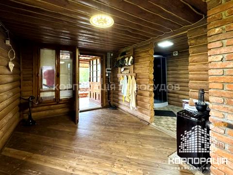 дом по адресу Центральна, 1