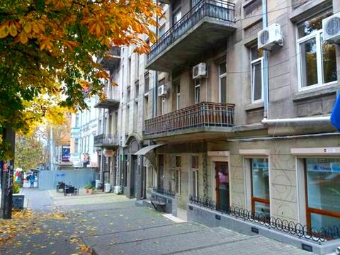 комерційна за адресою Ніни Строкатої вул. (Буніна), 17