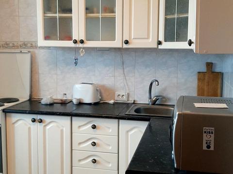 квартира по адресу Ревуцкого ул., 19/1