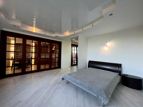 квартира за адресою Раїси Окіпної вул., 10