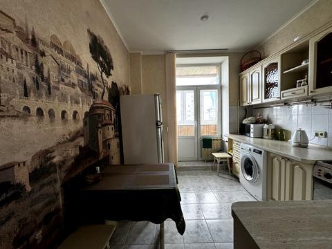 квартира за адресою Київ, Деревлянська вул. (Якіра), 12/42