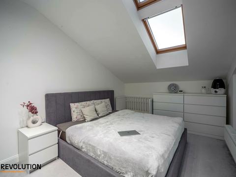 квартира по адресу Михаила Величко ул., 12