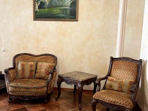 будинок за адресою Київська вул., 19