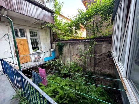 квартира за адресою Пантелеймона Куліша вул., 4