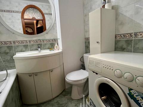 квартира за адресою Амвросія Бучми бульв., 8