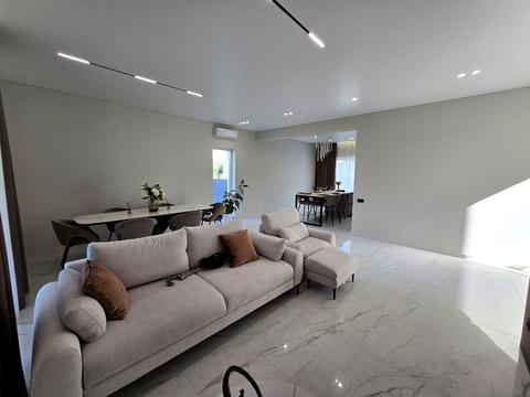 будинок за адресою Квітнева вул.