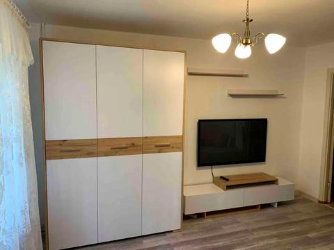 квартира за адресою Менахем-Мендл Шнеєрсона вул. (Мініна), 11