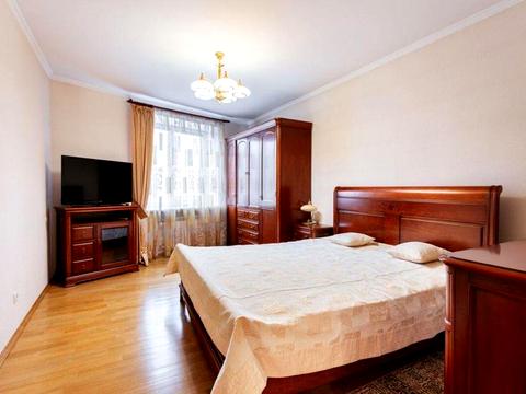 квартира по адресу Анны Ахматовой ул., 45