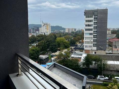 квартира за адресою В'ячеслава Чорновола просп. (), 77
