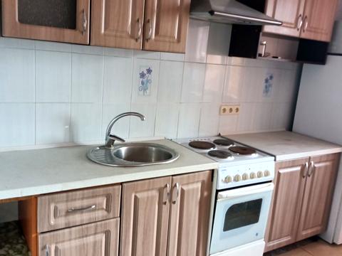 квартира за адресою Милославська вул., 8