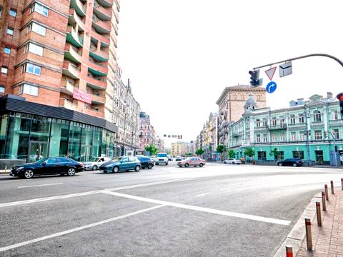 коммерческая по адресу Большая Васильковская ул. (Красноармейская), 9/2
