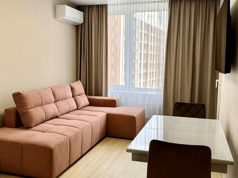 квартира за адресою Дніпровська набережна вул., 18-Б