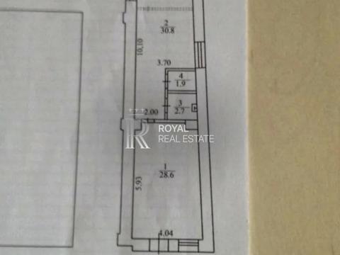 комерційна за адресою Володимирська вул., 81а