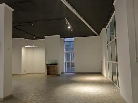 комерційна за адресою Проскурівського підпілля вул., 61