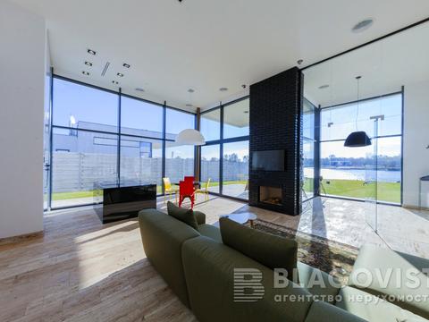 дом по адресу с. Лесники, Ватутина пер., 1