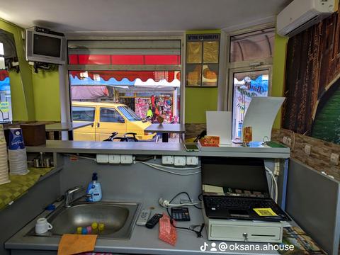 комерційна за адресою Чернівці, Ентузіастів вул., 2