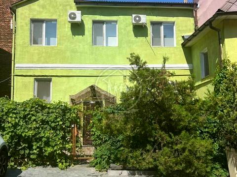 будинок за адресою Футуристів пров., 1