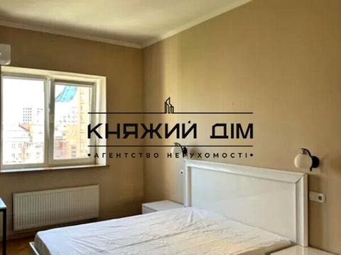квартира по адресу Вячеслава Черновола ул., 25