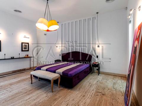 будинок за адресою Виноградна вул., 1