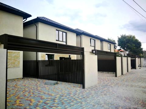 будинок за адресою Євгена Чикаленка вул.