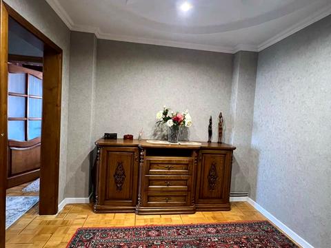квартира по адресу Гната Хоткевича ул., 75А