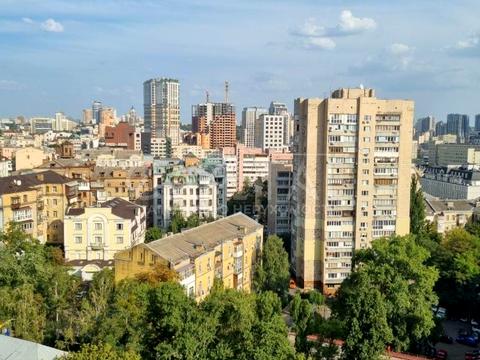 коммерческая по адресу Жилянская ул., 68