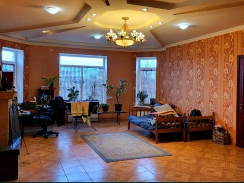 будинок за адресою Гідності вул. (Жертв Революції)