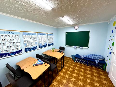 комерційна за адресою Алана Шепарда вул. (Суворова), 9