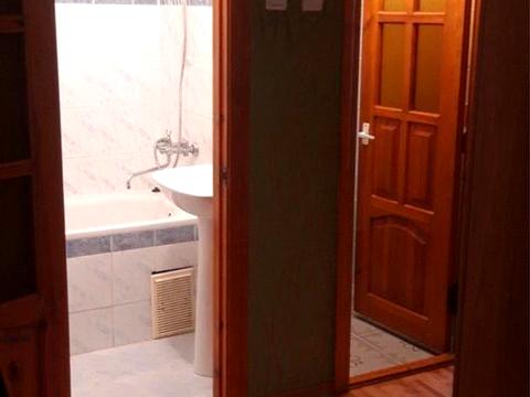 квартира за адресою Степана Васильченка вул., 3