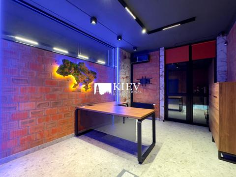 комерційна за адресою Джона Маккейна вул. (Івана Кудрі), 1-А