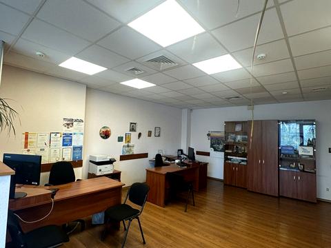 коммерческая по адресу Миколы Бажана просп., 14-А