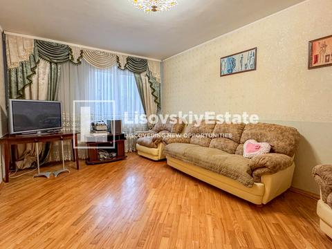 квартира за адресою Саперно-Слобідська вул., 8