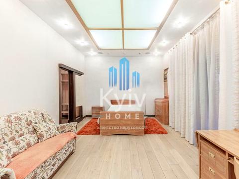 будинок за адресою Абрикосова вул.