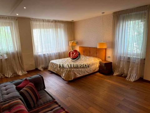 квартира за адресою Межигірська вул., 28