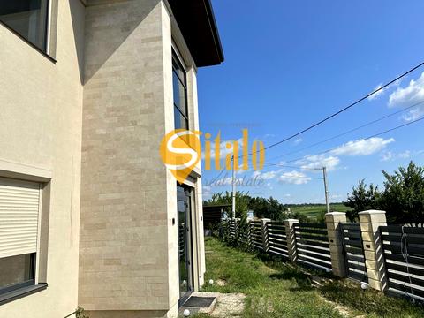 будинок за адресою Захрестова